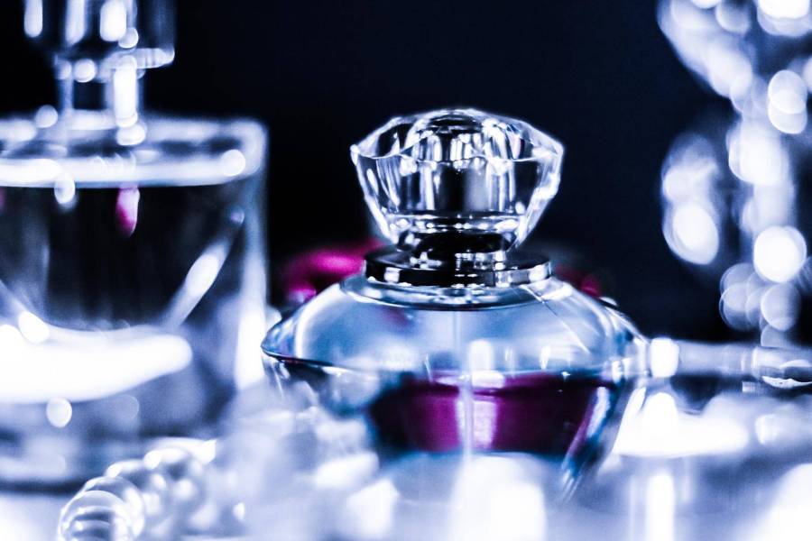 Jak wybrać idealny zapach z kolekcji Armani co perfume?